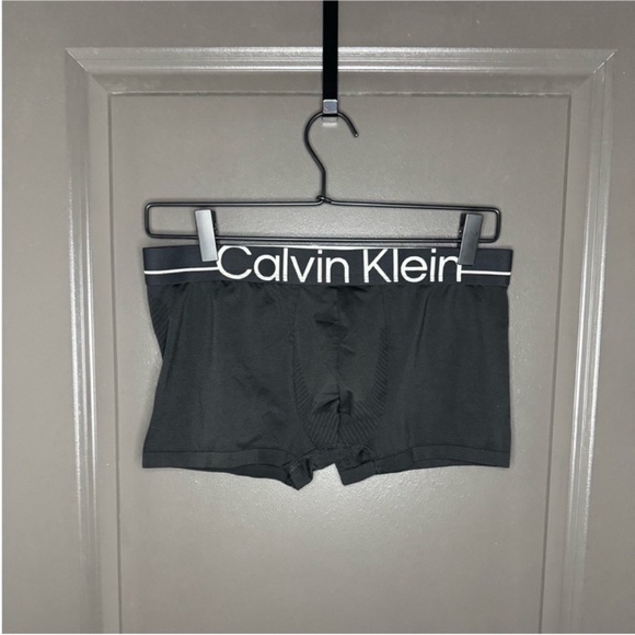 🔥 Calvin Klein Pro Fit Micro Low Rise Trunks | M | Black | Performance & Comfort - Picture 6 of 9